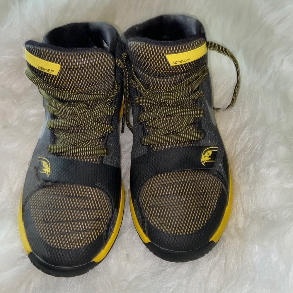 KD TREY 5 III Gold and Black 7Y